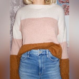 Woven Heart- M three colored sweater (off white, light mauve, and light brown)